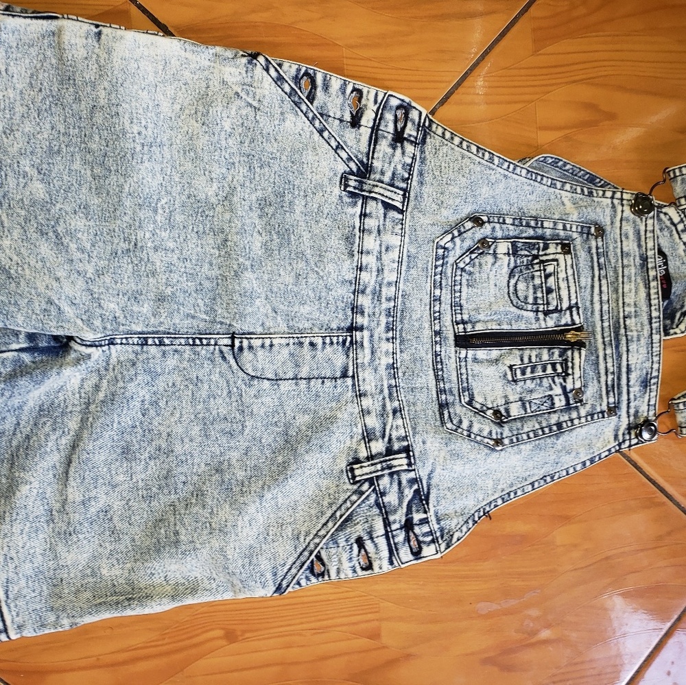 3 Overalls and 1 Bottom